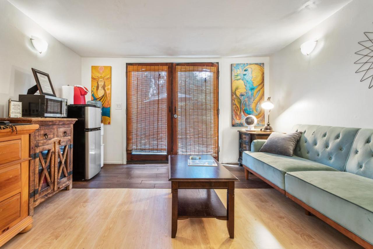 Private Studio City Guest House ลอสแอนเจลิส ภายนอก รูปภาพ